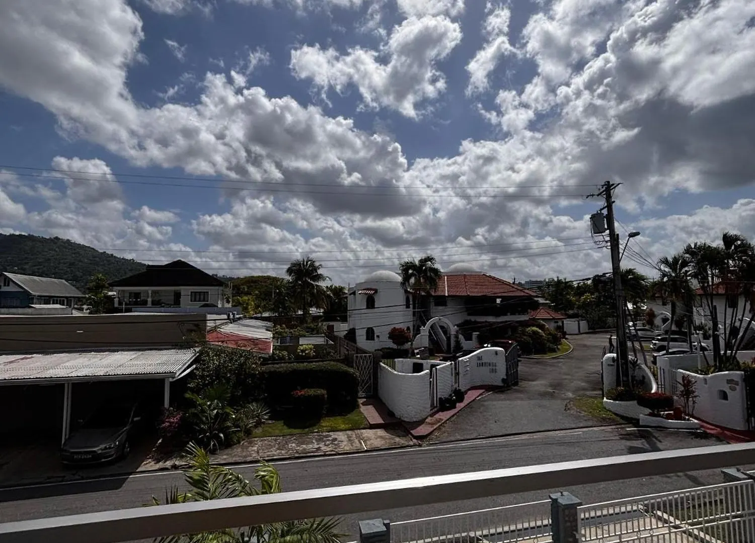 Elm'S Secret Nest, Westmoorings-2 Bedroom Suite And Pool Port of Spain Apartment