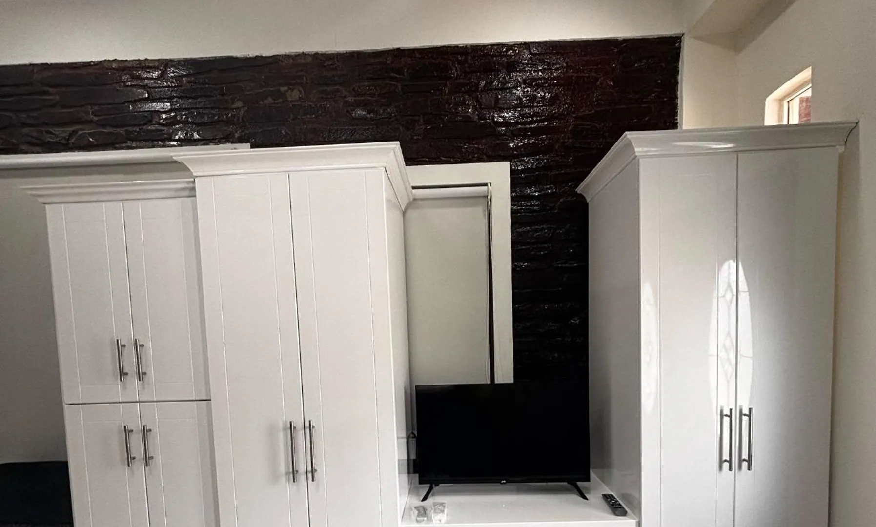 Elm'S Secret Nest, Westmoorings-2 Bedroom Suite And Pool Port of Spain